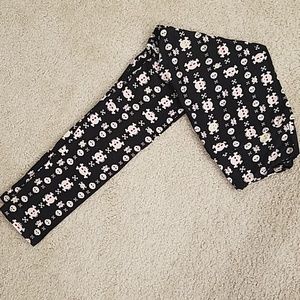 LuLaRoe One Size SKULL Leggings